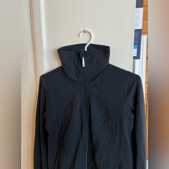 Black size 6 lululemon zip up athletic sweater - Picture 3 of 3